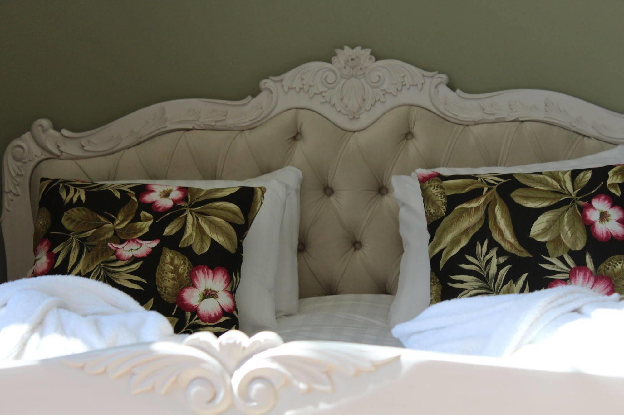 Brook Hotels Arlanda Rosersberg ภายนอก รูปภาพ