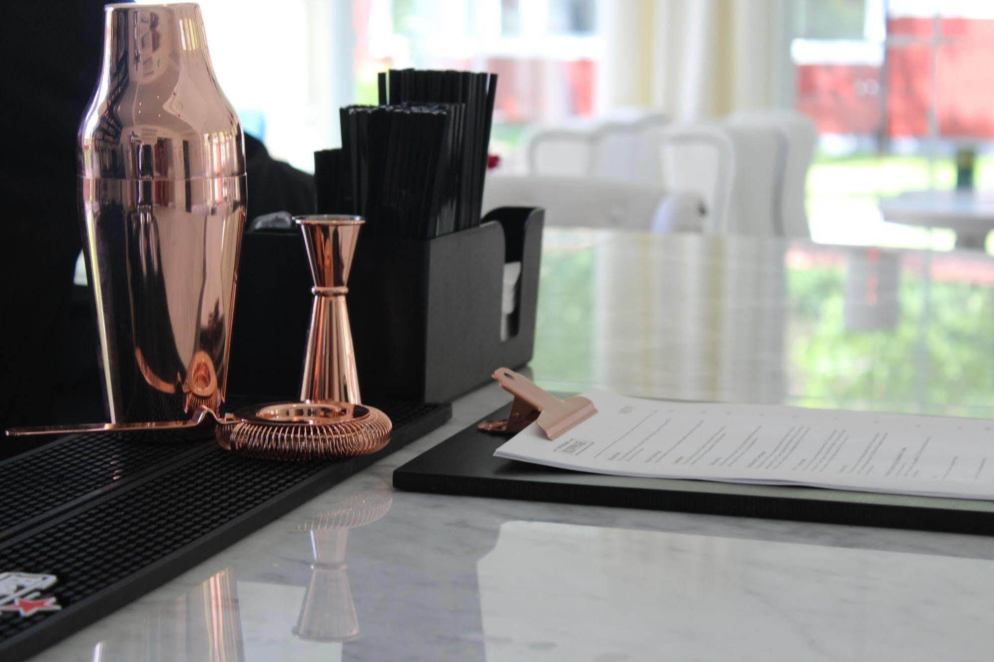 Brook Hotels Arlanda Rosersberg ภายนอก รูปภาพ