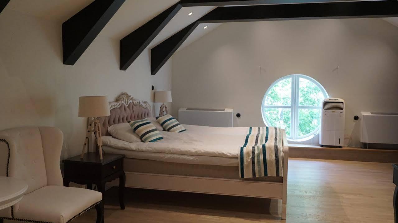 Brook Hotels Arlanda Rosersberg ภายนอก รูปภาพ