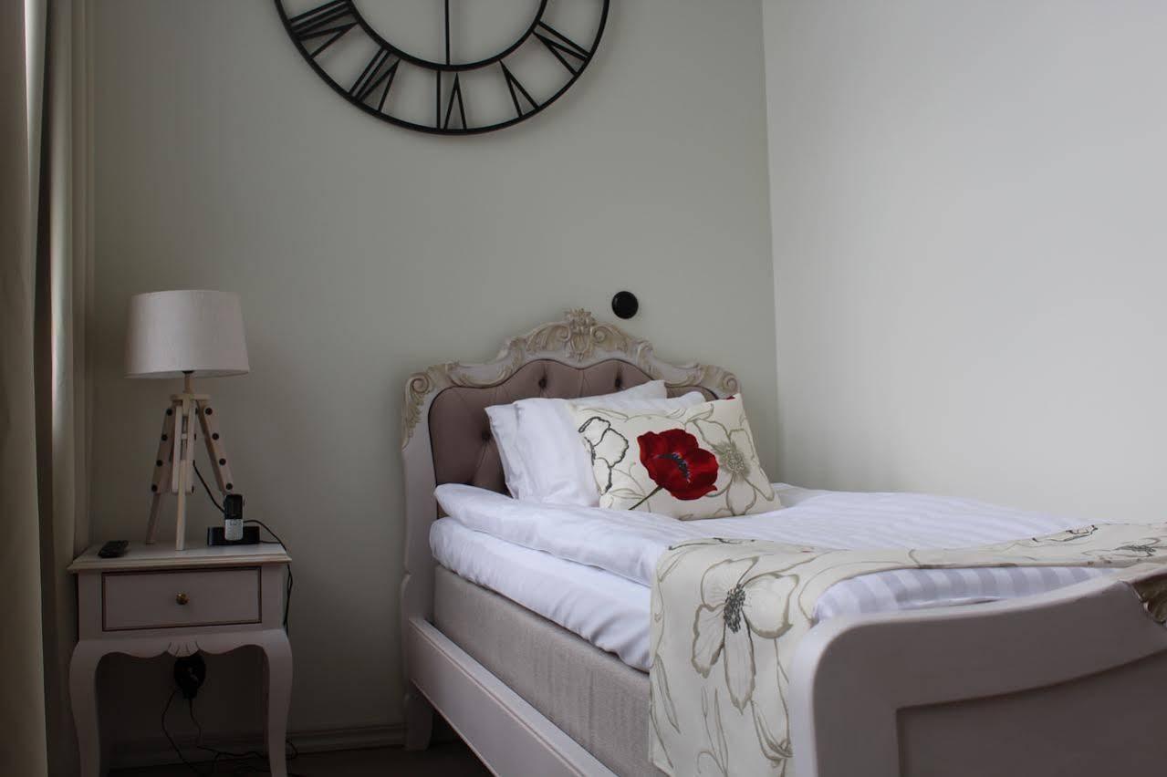 Brook Hotels Arlanda Rosersberg ภายนอก รูปภาพ